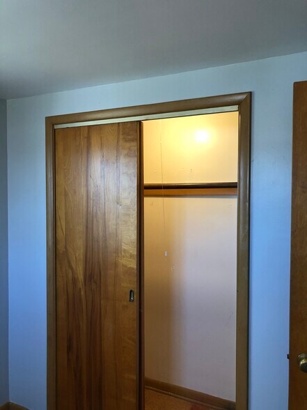 Bedroom closet - 1106 Tudor St