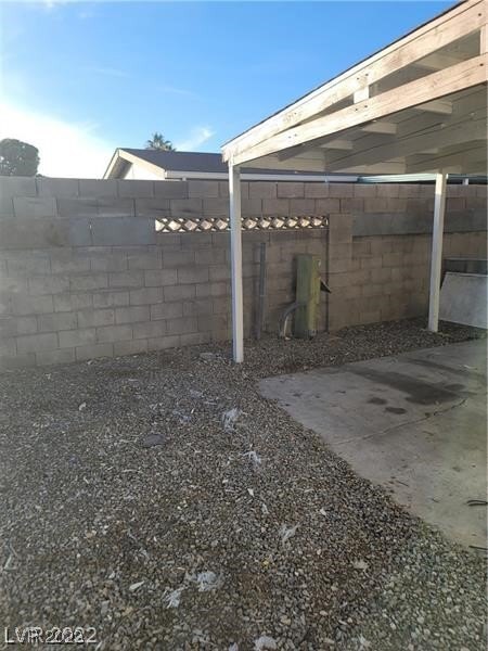 Building Photo - 5255 Sir James Way