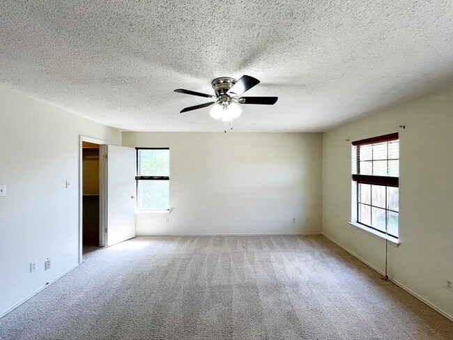 Building Photo - Available NOW!!!! Gorgeous 2 story, 3 bedroom, 2.5 bath, 2 car garage home with garage door opene...