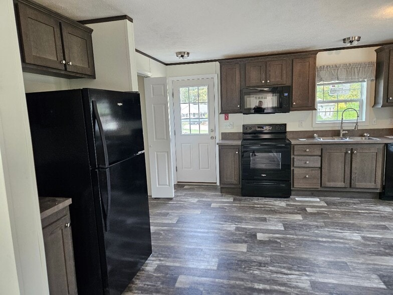 Building Photo - 22 Boulder Way