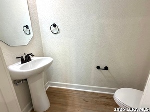 Building Photo - 10214 Lynwood Vlg