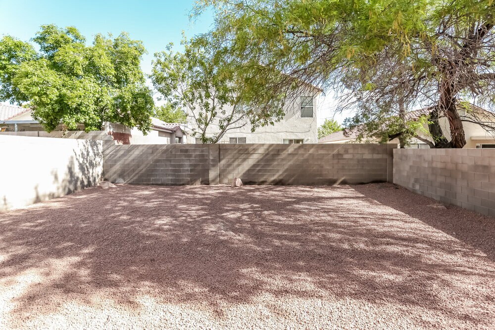 Building Photo - 8620 Hidden Pines Ave