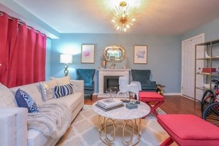 Building Photo - Enclave at Mount Pleasant