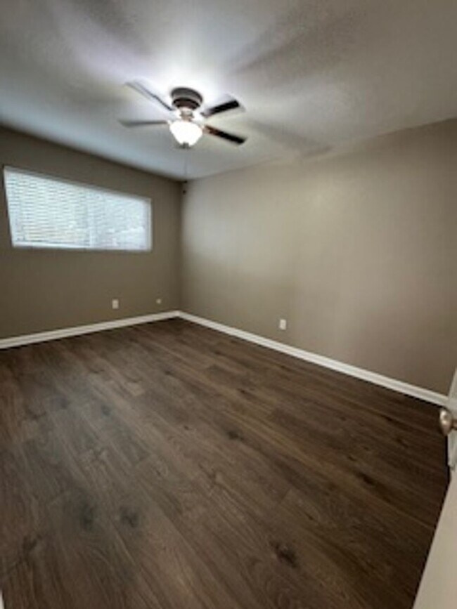 Building Photo - Charming 3 Bedroom 2 Bathroom Home Available for Rent!!