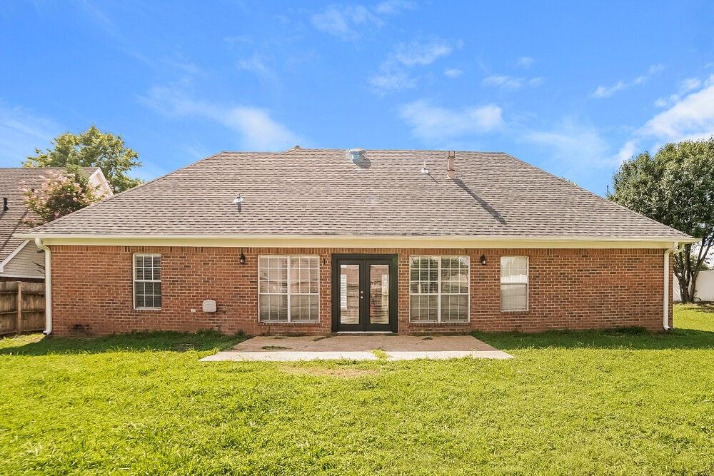 Building Photo - 8978 Shellflower Dr
