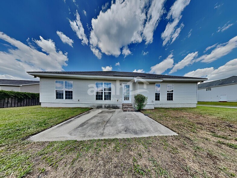 Building Photo - 116 Grayson Ave