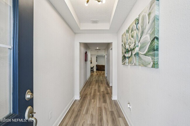 Building Photo - 13220 Cameron Vly Ct