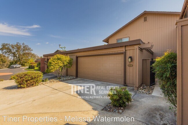 Primary Photo - 3 br, 2.5 bath House - 8708 Bluff Lane