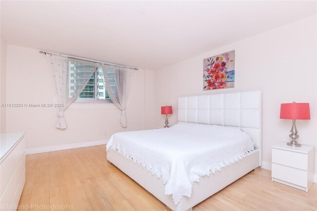 Building Photo - 19380 Collins Ave