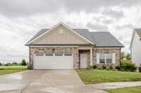 Building Photo - 628 Bella Ct