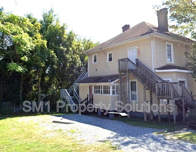 Primary Photo - 501 Richardson Ave