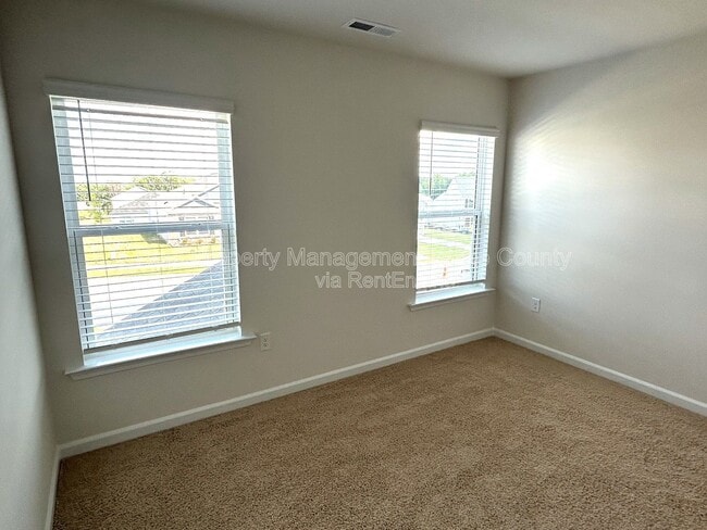 Building Photo - 3604 Sorda Ct