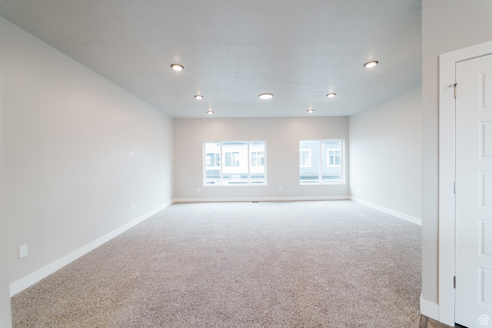 Building Photo - 663 E 730 N