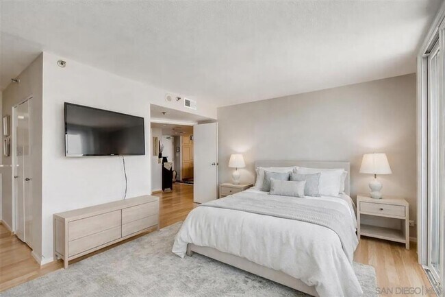 Building Photo - 1514 Seventh Ave