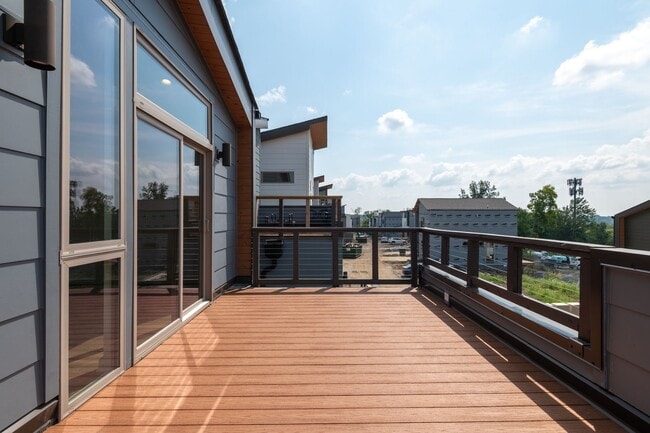 Building Photo - High View Neighborhood - Single-Family Home for Lease