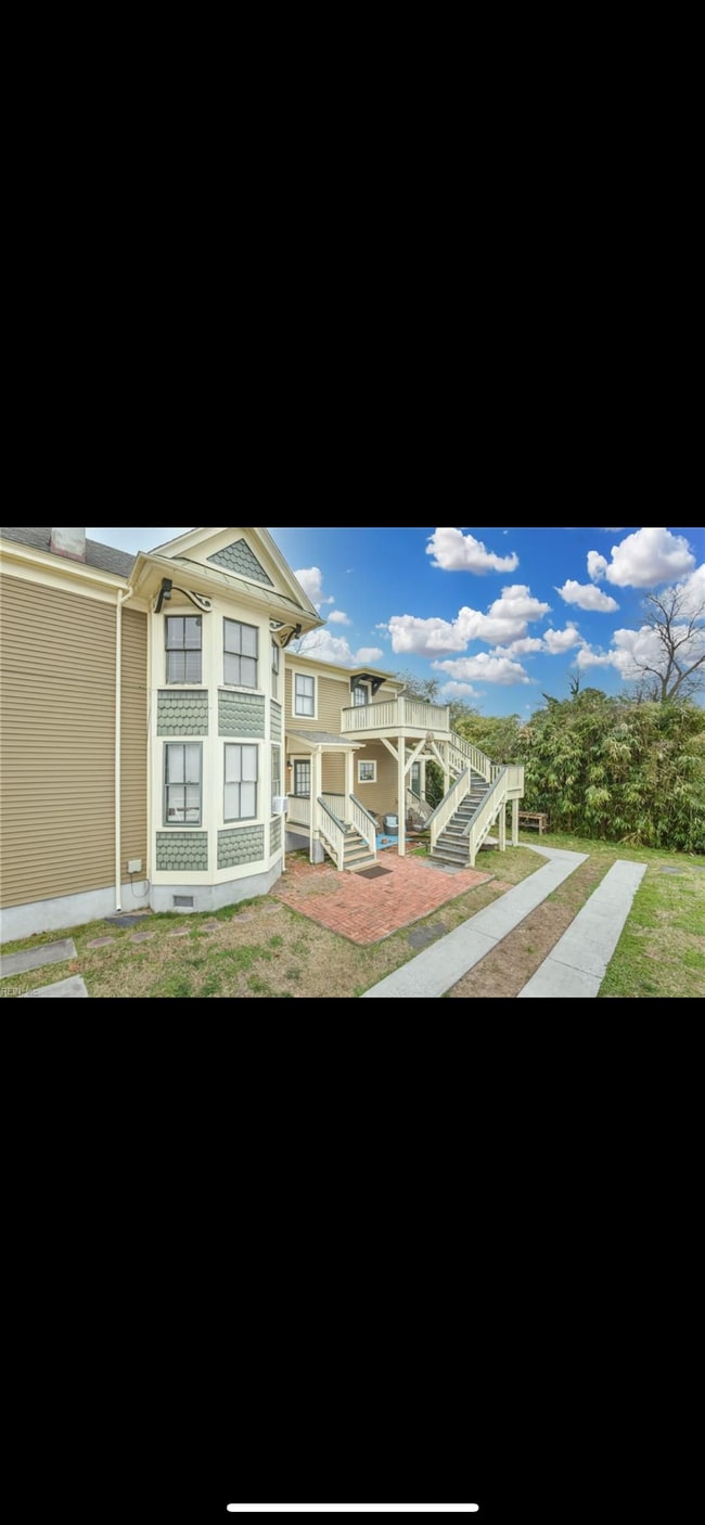 Building Photo - Hampton Multi/BP_prop