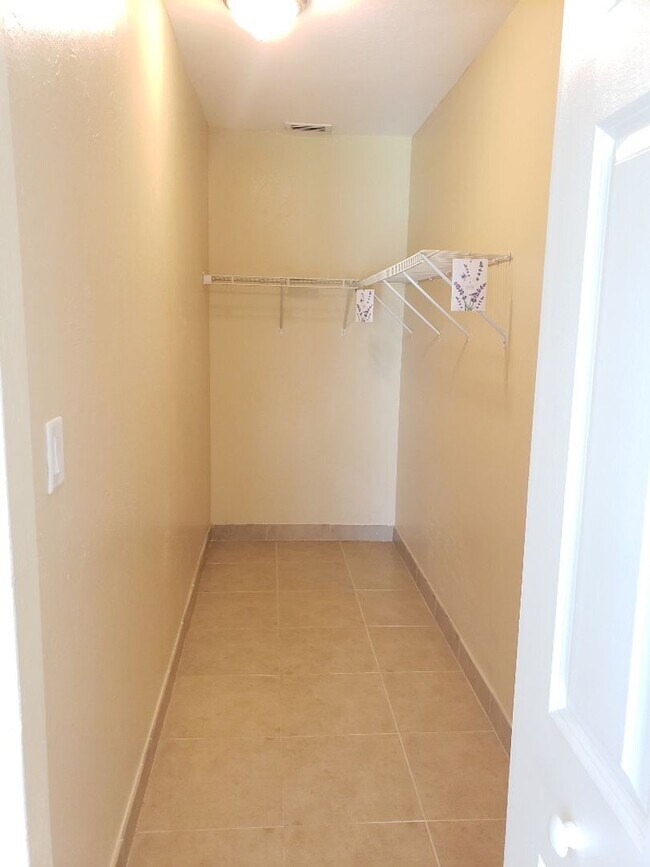 Building Photo - A-6 CALL OWNER FOR REPAIRS FIRST