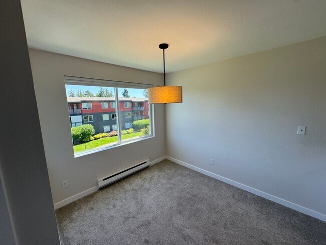 Building Photo - 2Bd/2Ba Seattle Condo