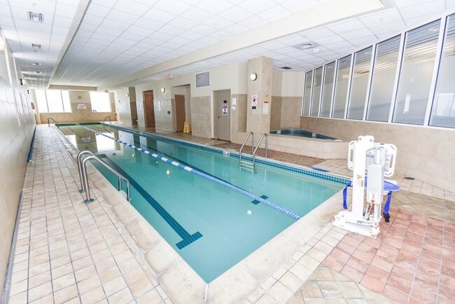 Building Photo - 8 Museum Way