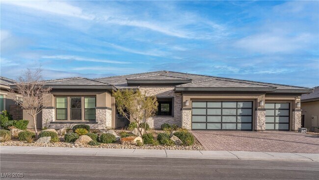 Building Photo - 756 Bruce Moorland St