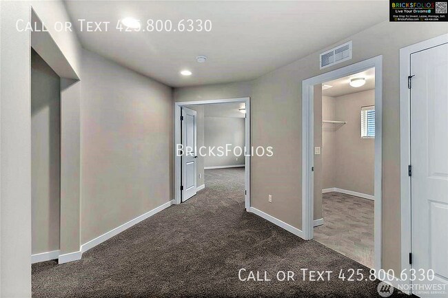 Building Photo - 16217 8th Ave E