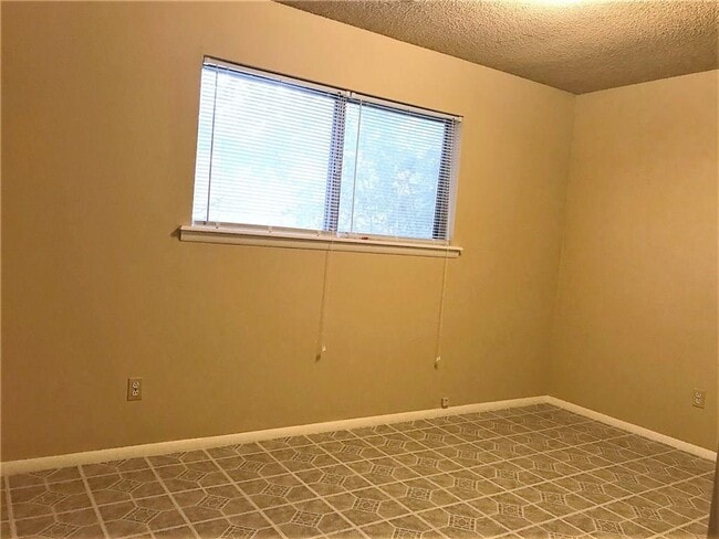 Building Photo - 1304 W Sunset Dr