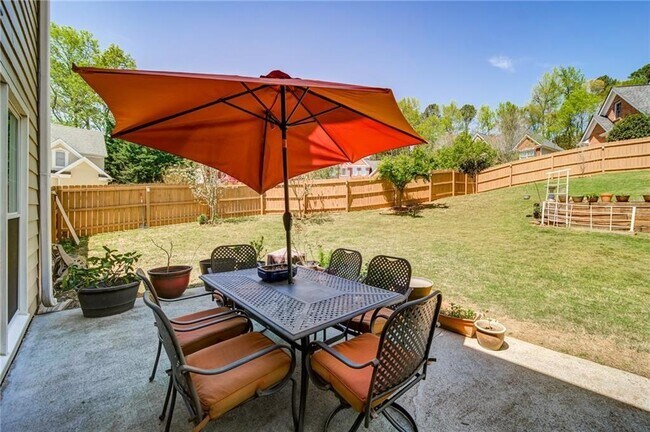 Building Photo - 2847 Lowe Ct