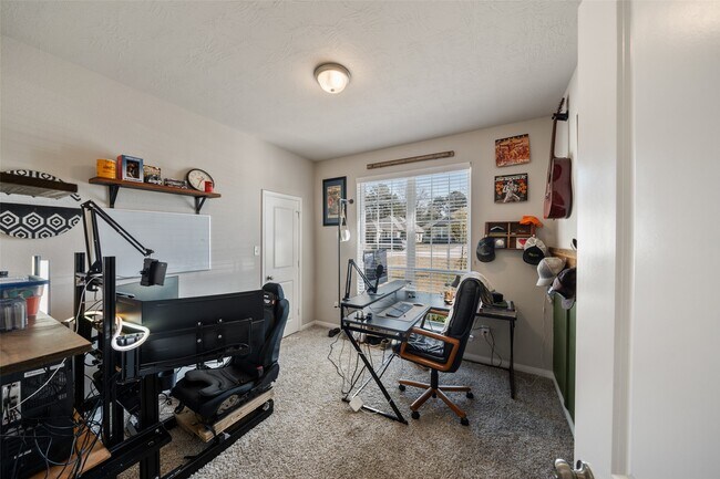 Building Photo - 11947 Sunshine Park Dr N