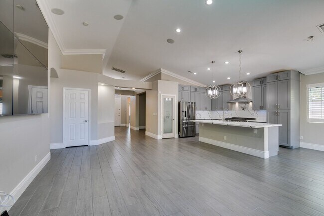 Building Photo - 10002 Long Barrow Ct