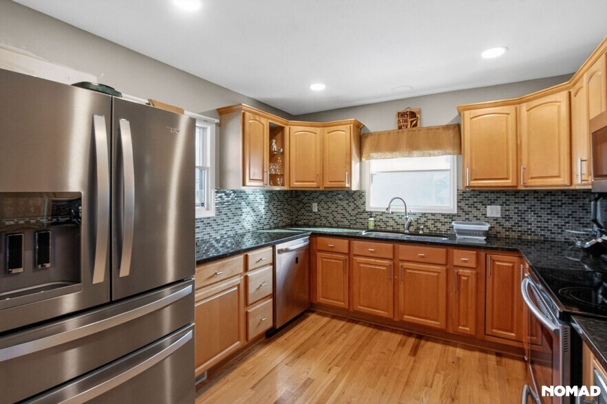 Building Photo - 2744 S Quince St