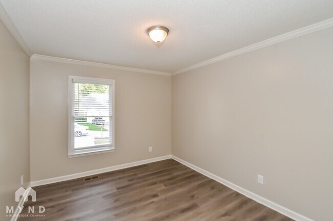 Building Photo - 103 Creekside Dr