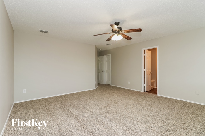 Building Photo - 8404 Plantain Ct