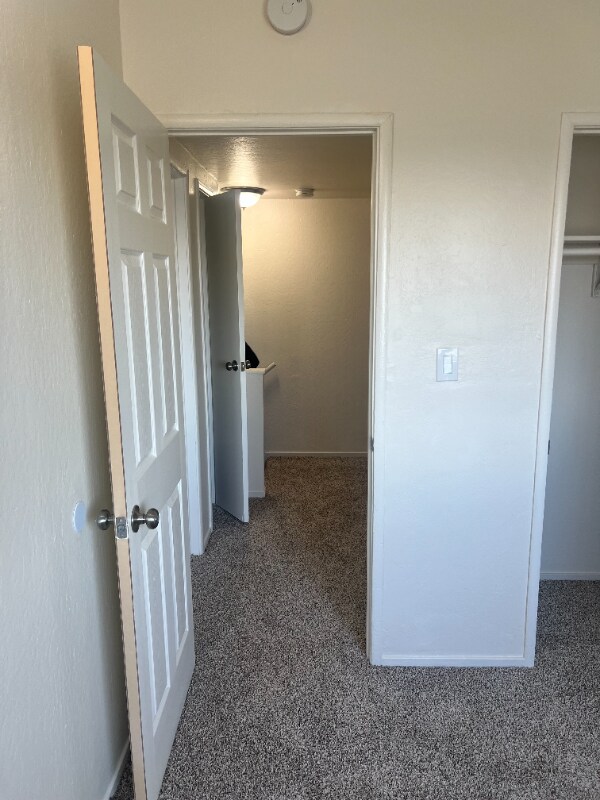 Building Photo - 240 Holly St