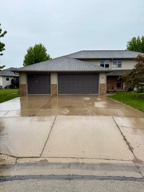 Building Photo - 707 Edge Point Ct