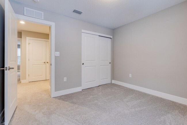 Building Photo - Available August 1st - 3 Bedroom Townhouse in Franklin Regional School District
