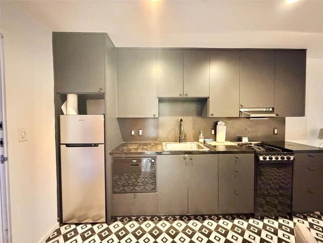 Building Photo - 201 Academy Dr