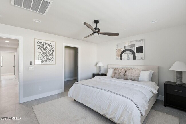 Building Photo - 6420 E Virginia Ave