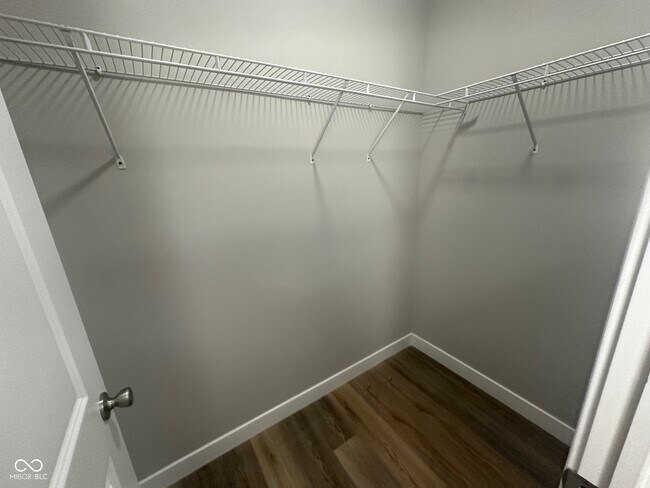 Building Photo - 2612 Boulevard Pl