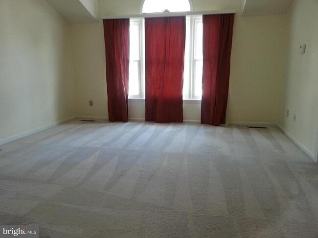 Building Photo - 12002 Lisa Marie Ct