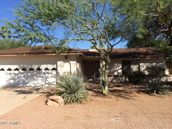 Primary Photo - 8878 E Sheena Dr
