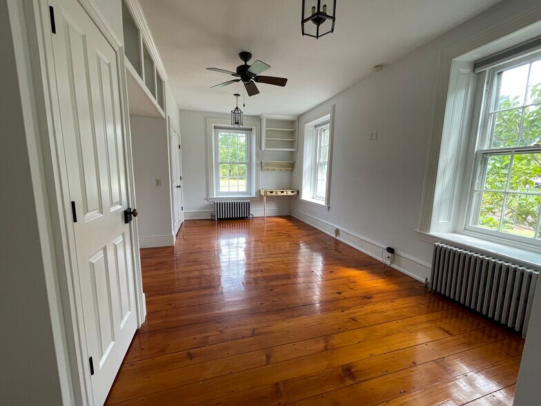 bedroom view 2 - 260 Wells Rd