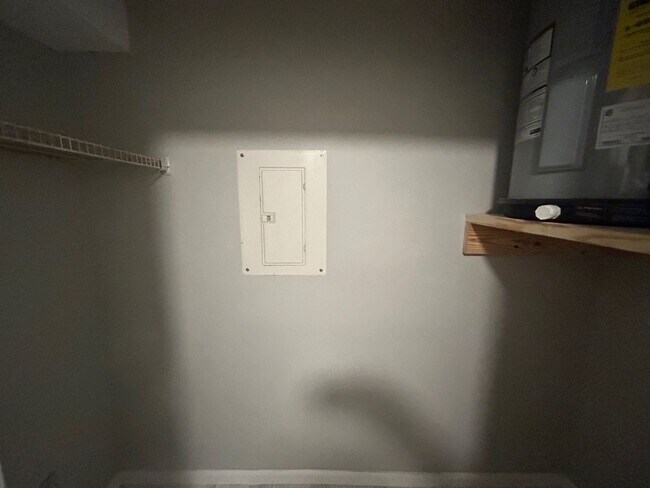 Building Photo - 3609 Juneau Rd