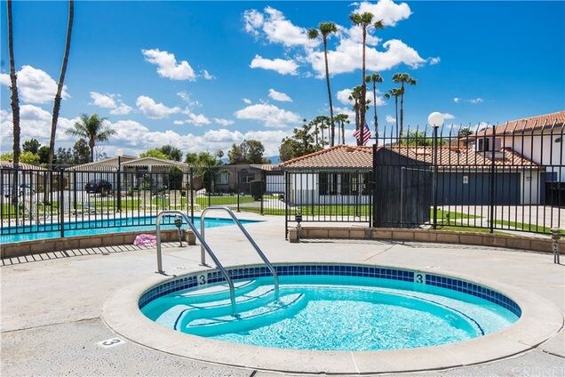 Building Photo - 27571 Amethyst Way