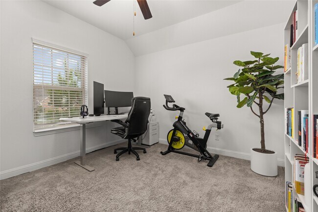 Building Photo - 28230 Emerald Bnd