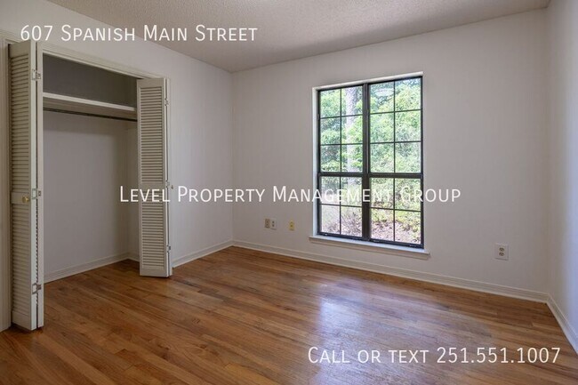 Building Photo - 607 Spanish Main