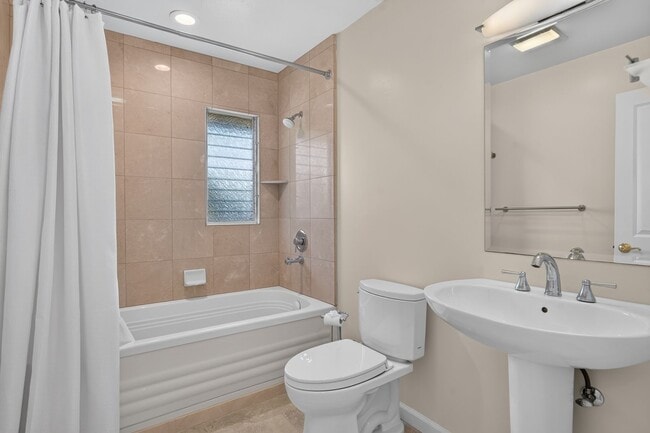 Building Photo - 79 Del Mesa Carmel