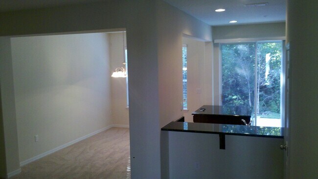 Building Photo - 5036 Matteo Trail