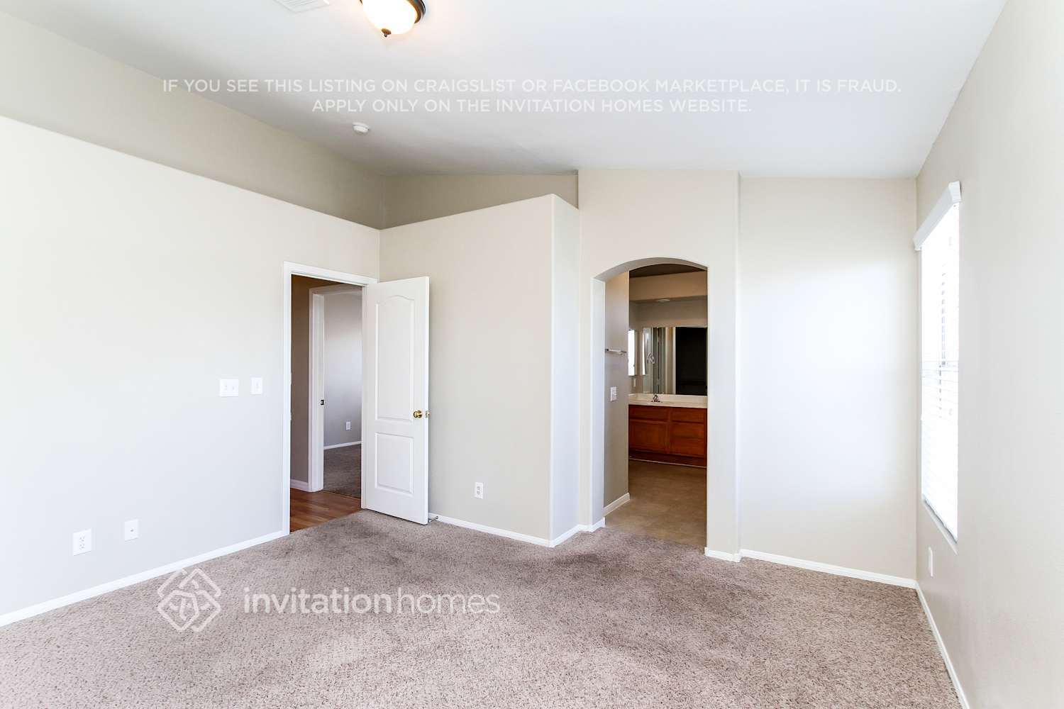 Building Photo - 512 Calypso Dr