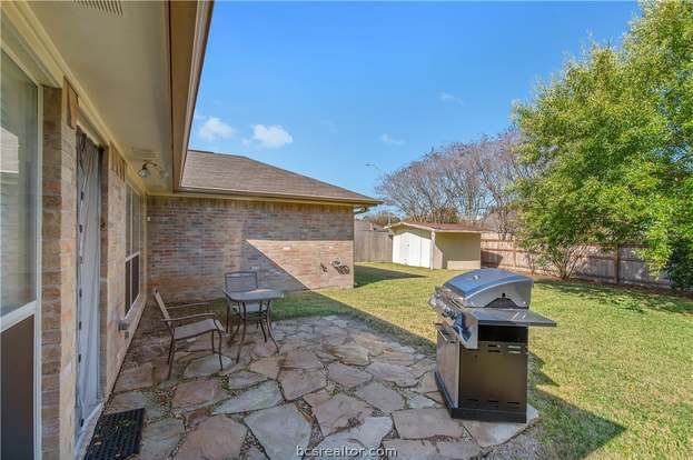 Building Photo - 3605 Vienna Dr