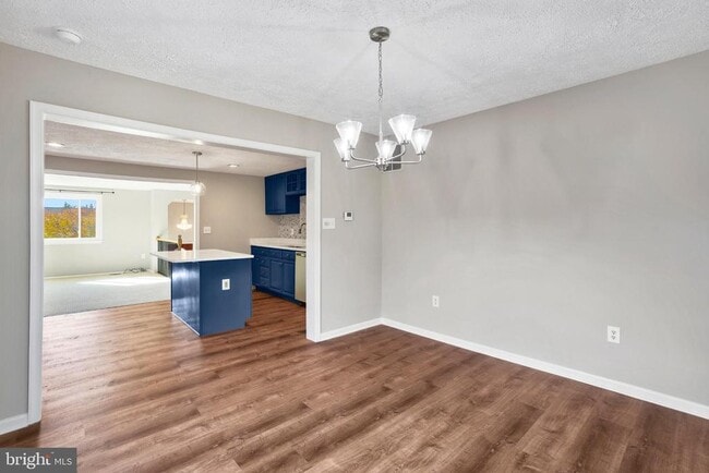 Building Photo - 10622 Cavalcade St